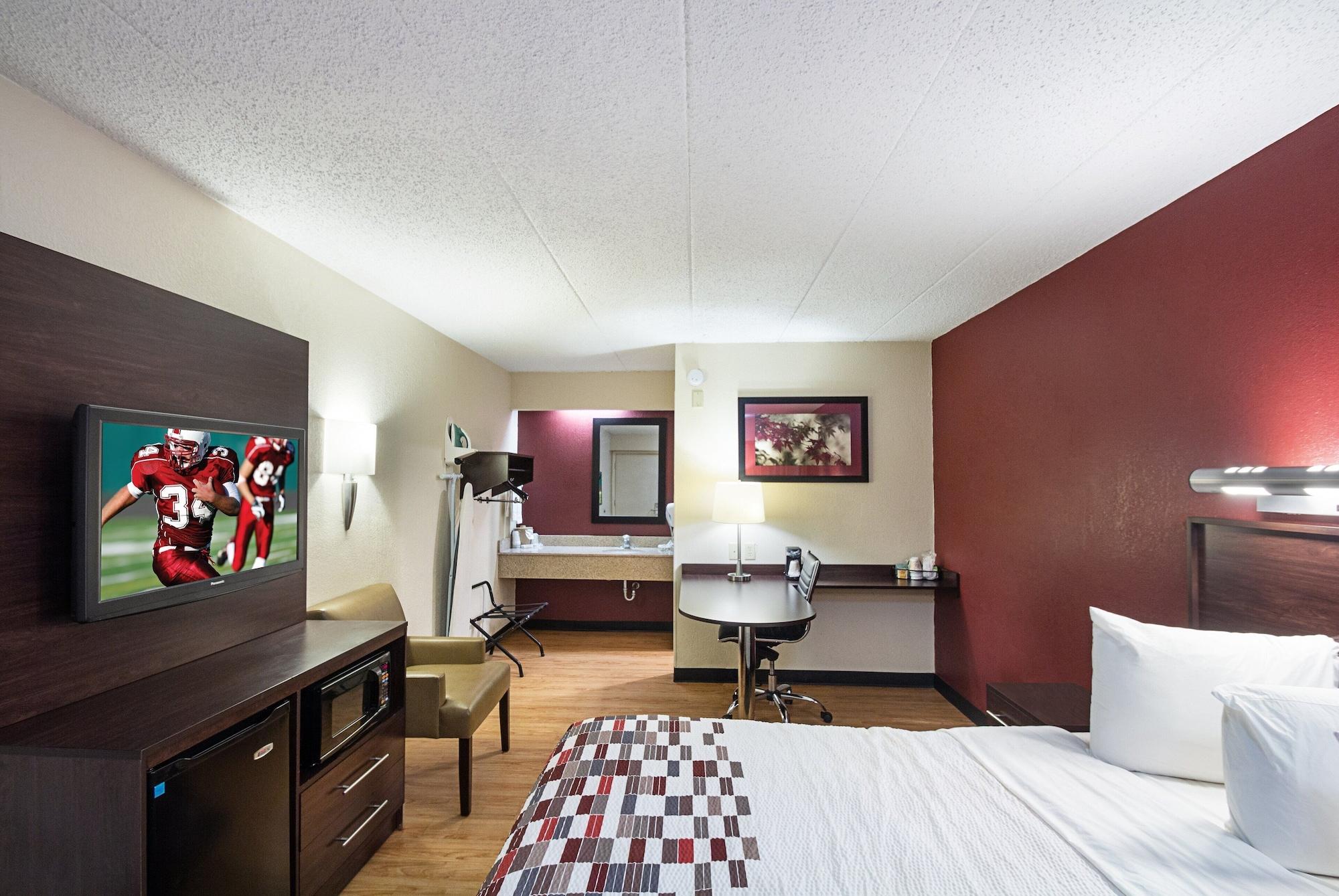 Red Roof Inn Cincinnati East - Beechmont Cherry Grove Extérieur photo