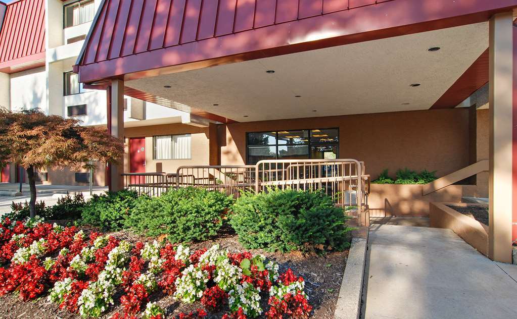 Red Roof Inn Cincinnati East - Beechmont Cherry Grove Extérieur photo